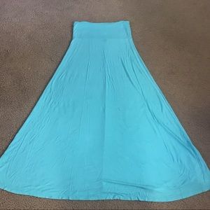 🔴 Teal Maxi Skirt, size small